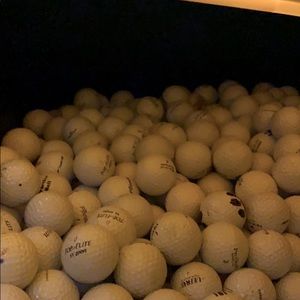 25 golf ball bundle, Titleist, Pinnacle, Nike, etc